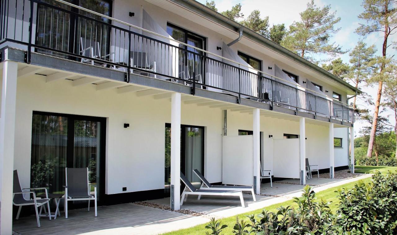 Art & Galerie Hotel Lenz Plauer See Fuenfseen Bagian luar foto